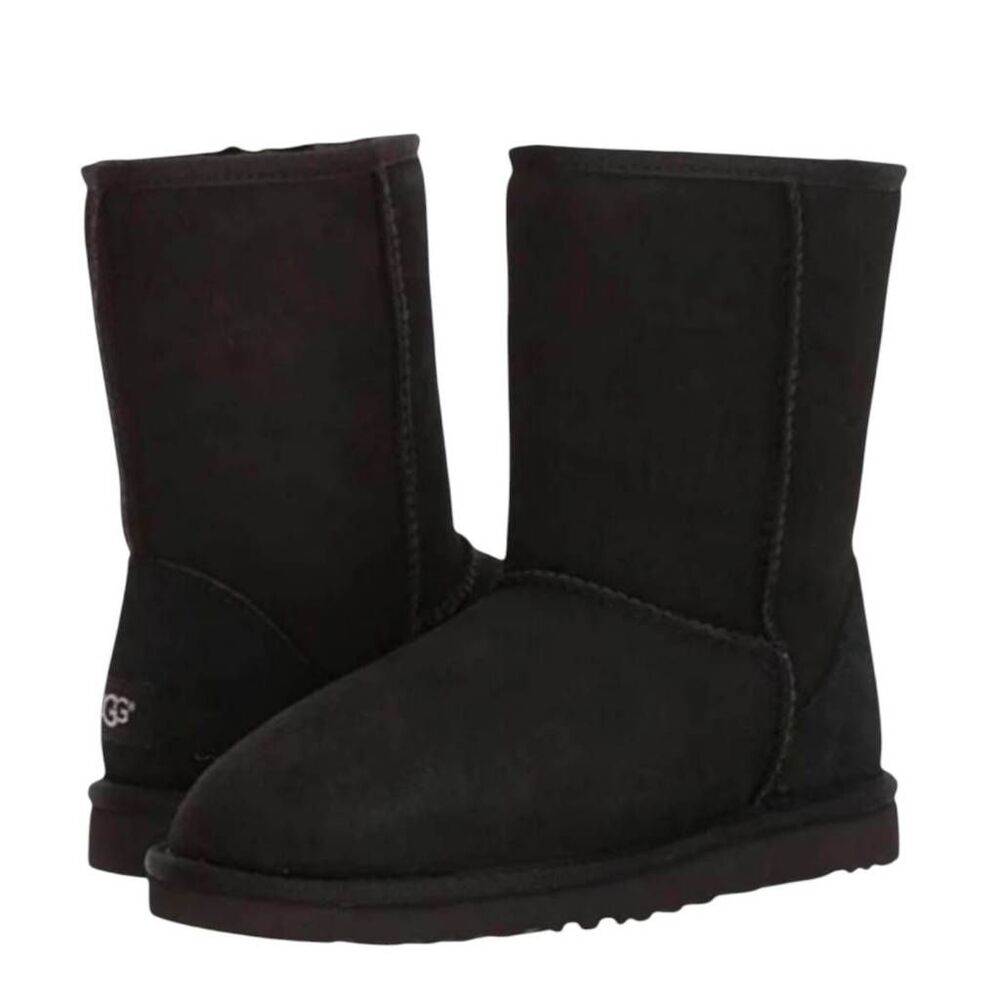 UGG Classic Short "Black" Winter Boot Size 6